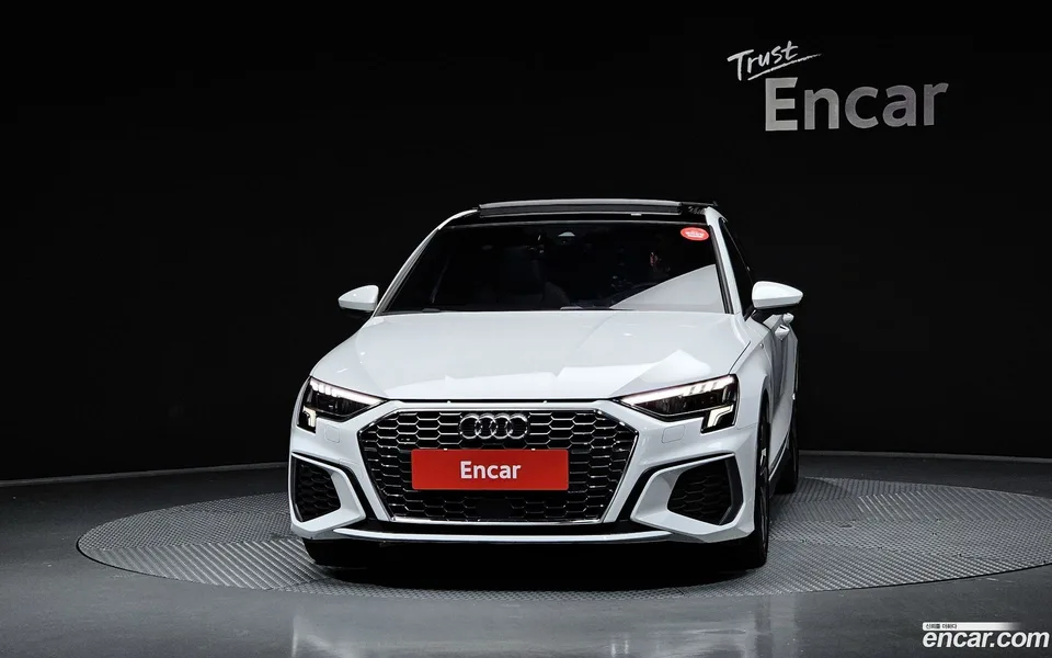 Audi A3 (8Y) 40 TFSI 2023 — миниатюра 3