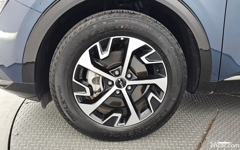 Kia Sportage Hybrid 2WD 2024 — миниатюра 2