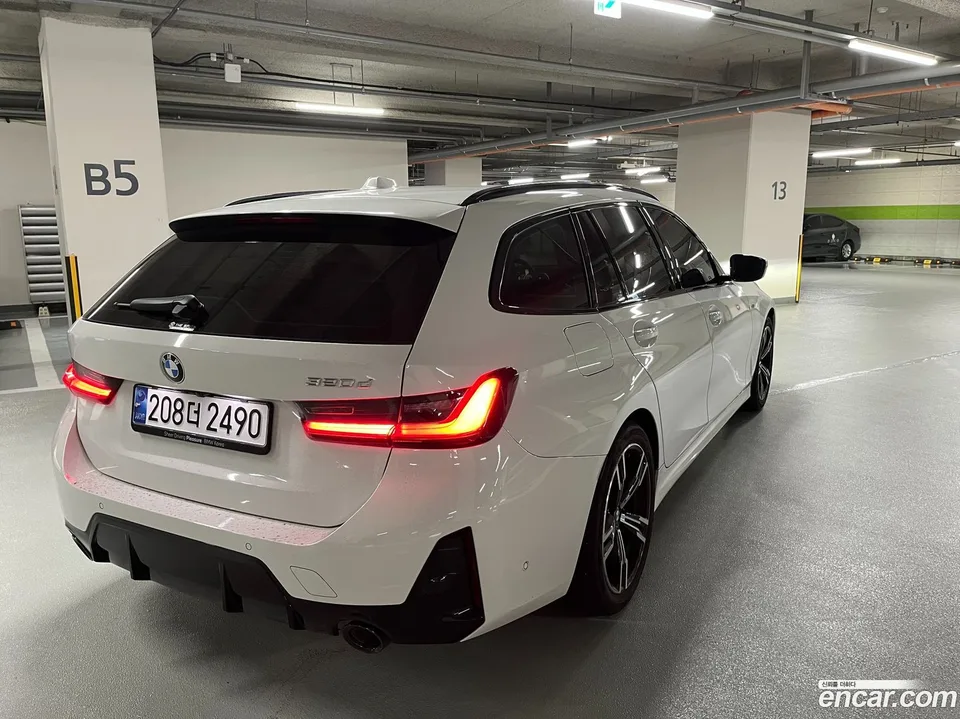 BMW 3 Series 320d M 2024 — thumbnail 5