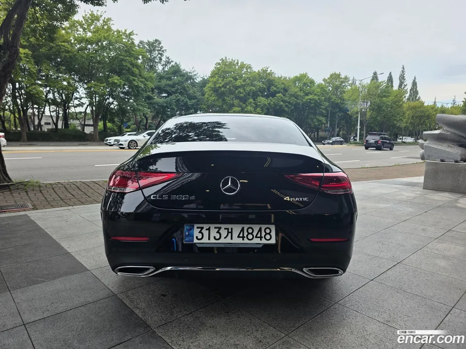 Mercedes-Benz CLS-Class CLS300d 4MATIC 2023 — thumbnail 4