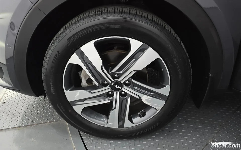 Kia Sorento HEV 1.6 2WD 2023 — миниатюра 2