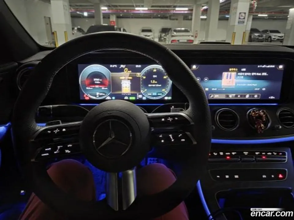 Mercedes-Benz E-Class E350 4MATIC AMG Line 2023 — миниатюра 2
