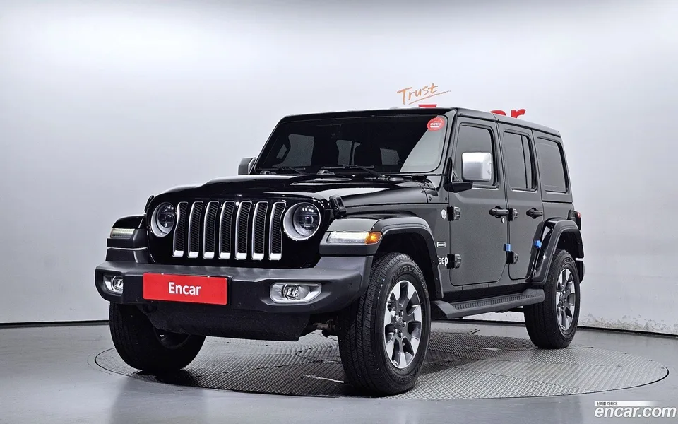 Jeep Wrangler 2.0 4 2023 — фото 1, купить с доставкой в Москву