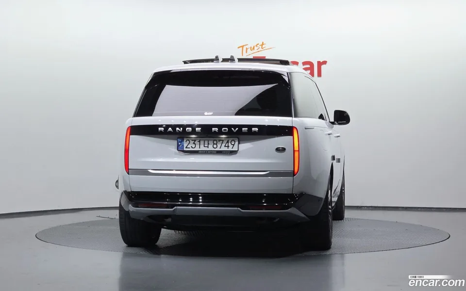 Land Rover Range Rover P530 AB LWB 2023 — миниатюра 4