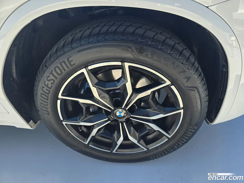 BMW X4 xDrive20d M 2024 — миниатюра 2