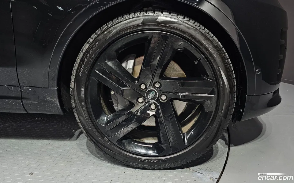 Land Rover Discovery P360 HSE 2024 — миниатюра 2