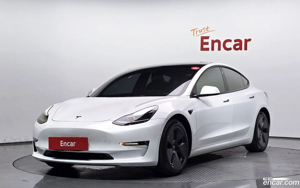 Tesla Model 3 AWD 2022 — фото 1, купить с доставкой в Москву