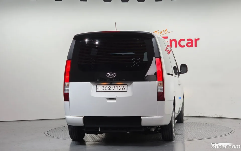 Hyundai Staria L3.5 / 2022 — thumbnail 4