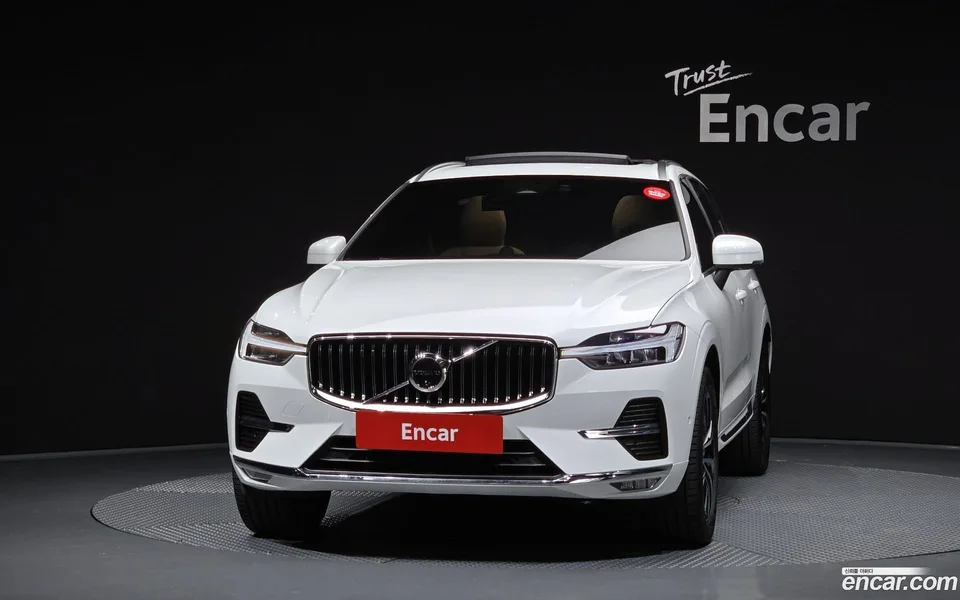 Volvo XC60 B5 2023 — миниатюра 3