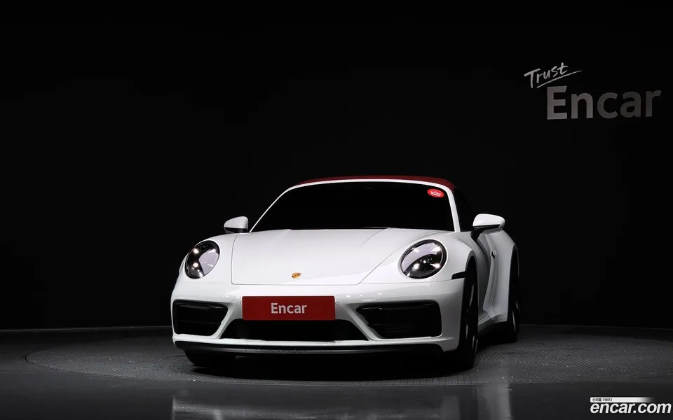 Porsche 911 (992) 4 GTS 2024 — миниатюра 3