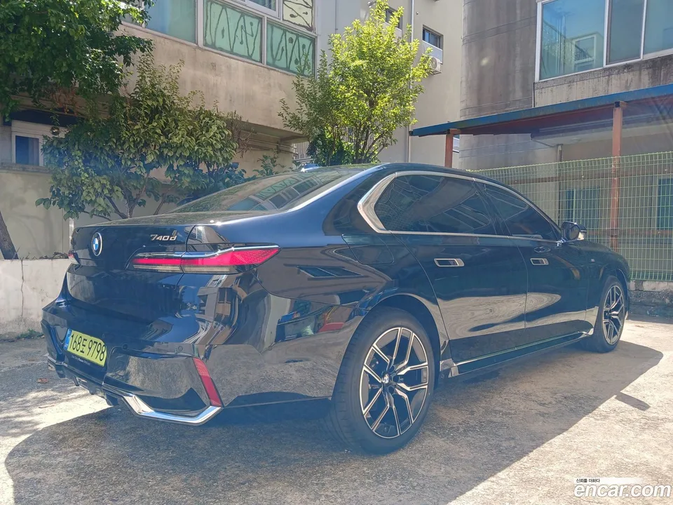 BMW 7 Series 740d xDrive M 2025 — миниатюра 4