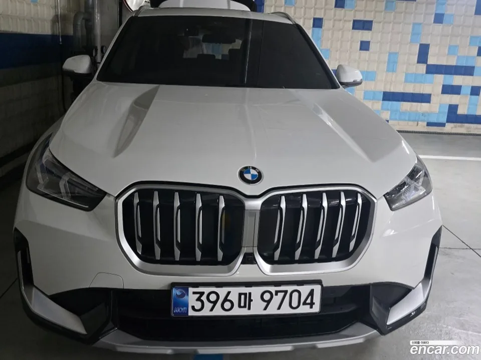 BMW X1 sDrive 18d xLine 2024 — фото 1, купить с доставкой в Москву