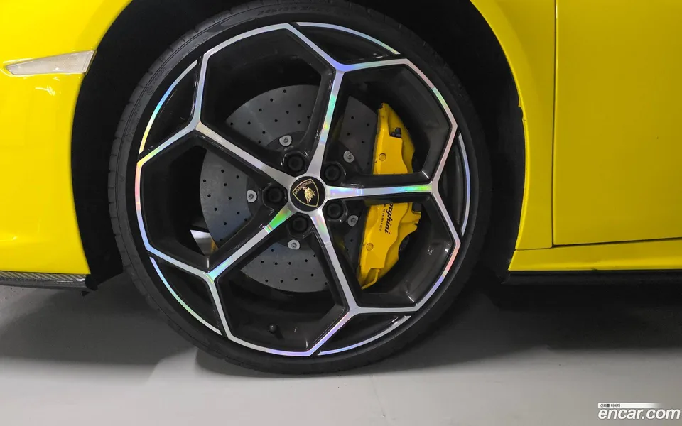 Lamborghini Huracan LP610-2 2022 — миниатюра 5