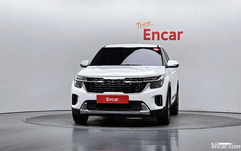 Kia Seltos 1.6 2WD 2023 — миниатюра 3