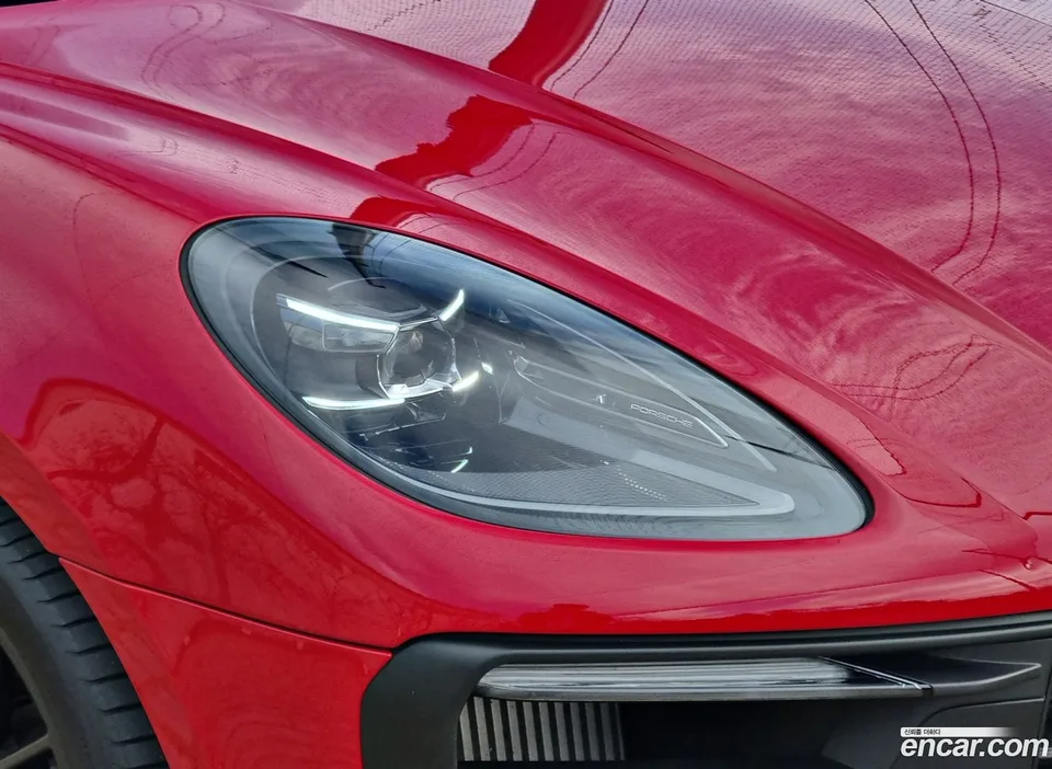 Porsche Macan 2.9 GTS 2023 — миниатюра 2