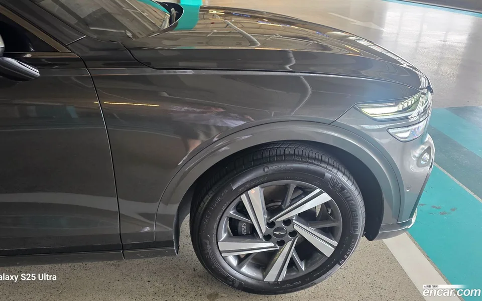 Genesis GV70 2.5T 2WD 2024 — миниатюра 2