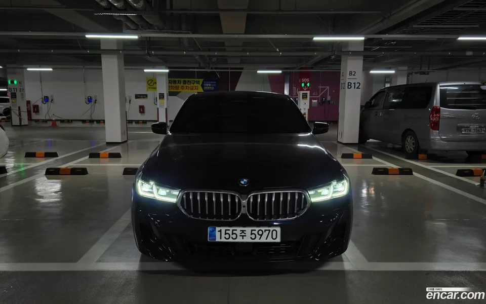 BMW 6 Series GT 620d M 2023 — фото 1, купить с доставкой в Москву
