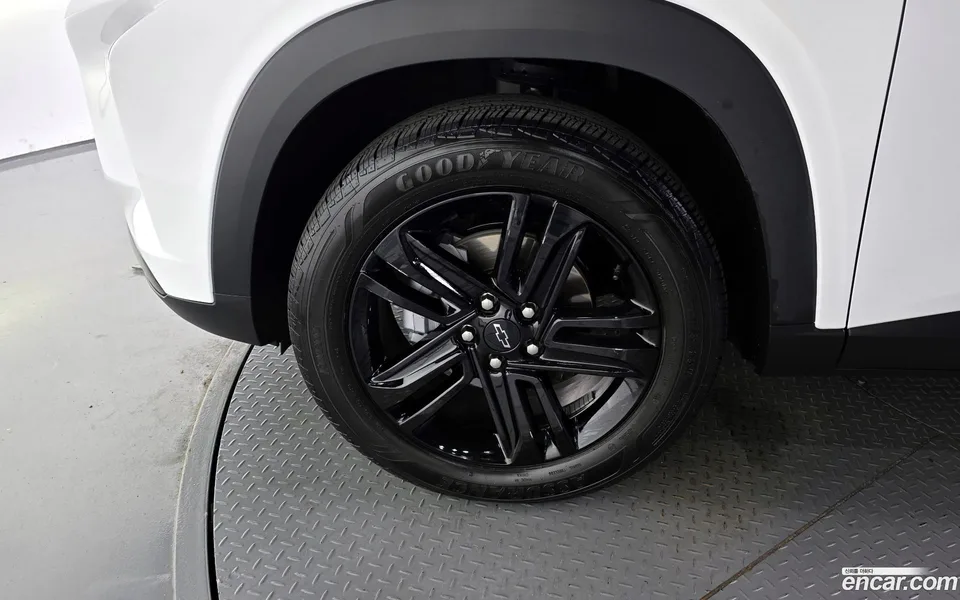 Chevrolet Trax Crossover 1.2 ACTIV 2024 — миниатюра 2