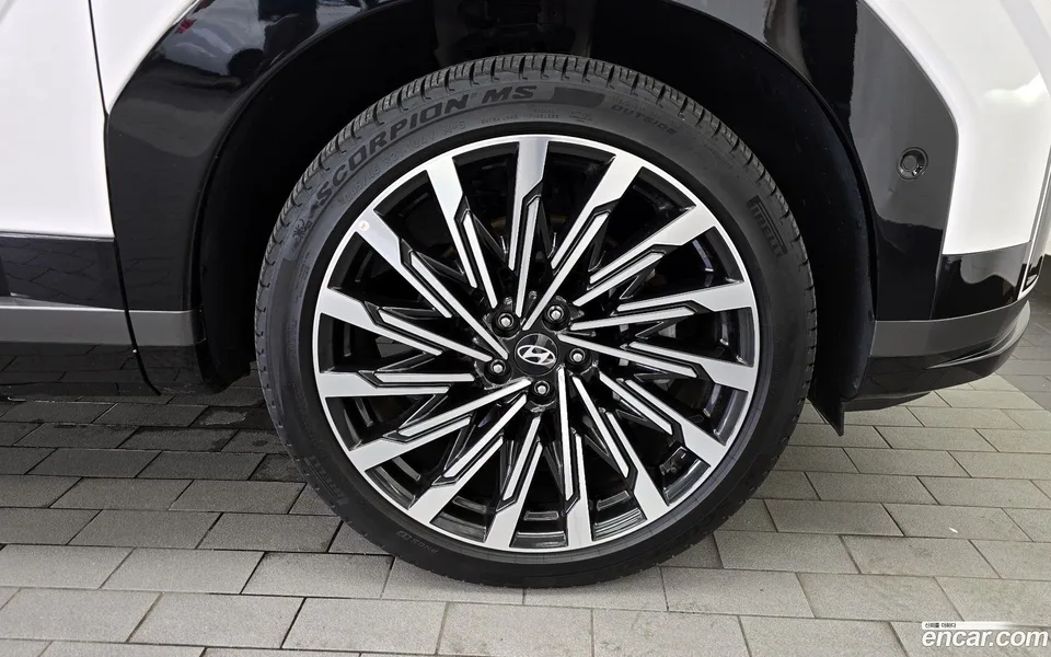 Hyundai SantaFe 2.5T 2WD 2023 — миниатюра 2