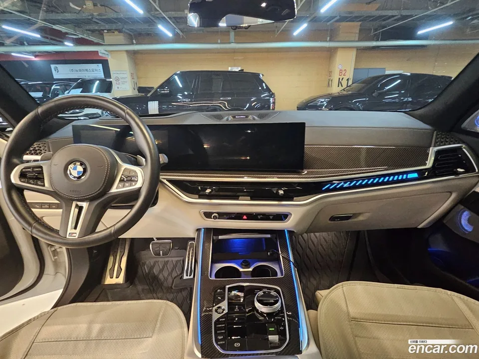 BMW X7 M60i xDrive M 6 2023 — thumbnail 5