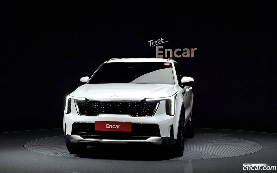 Kia Sorento HEV 1.6 2WD 2023 — миниатюра 3