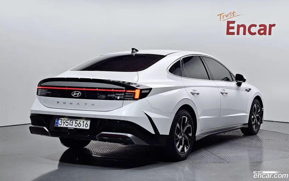 Hyundai Sonata The Edge 1.6 2024 — миниатюра 2