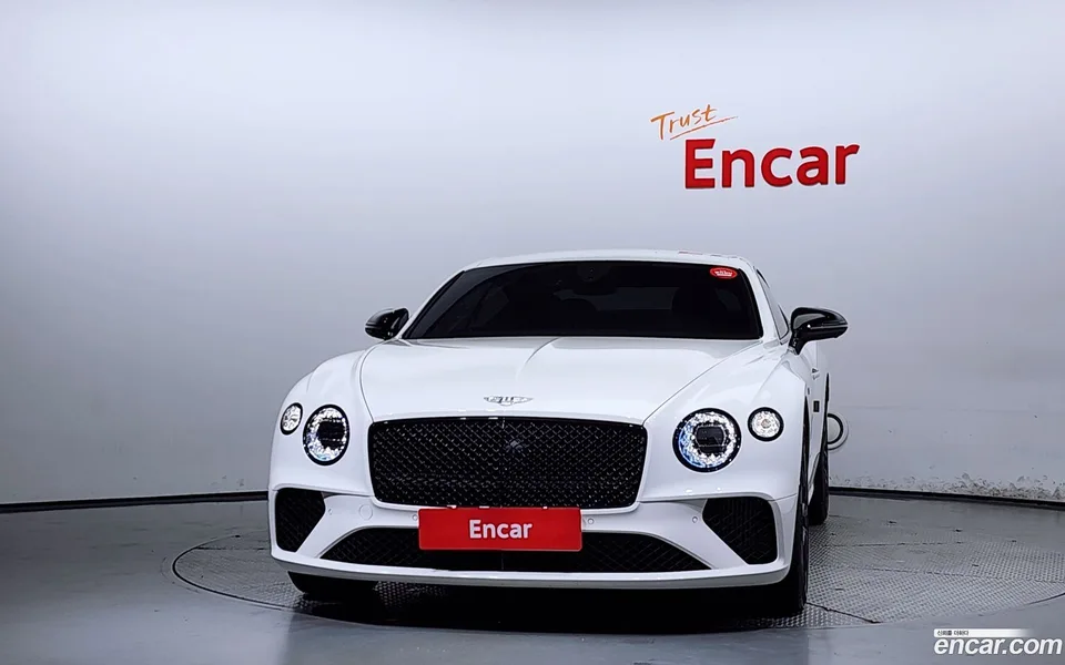 Bentley Continental GT 4.0 GTS 2023 — миниатюра 3