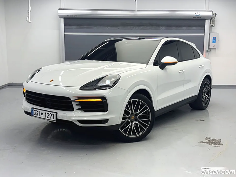 Porsche Cayenne 3.0 2023 — фото 1, купить с доставкой в Москву