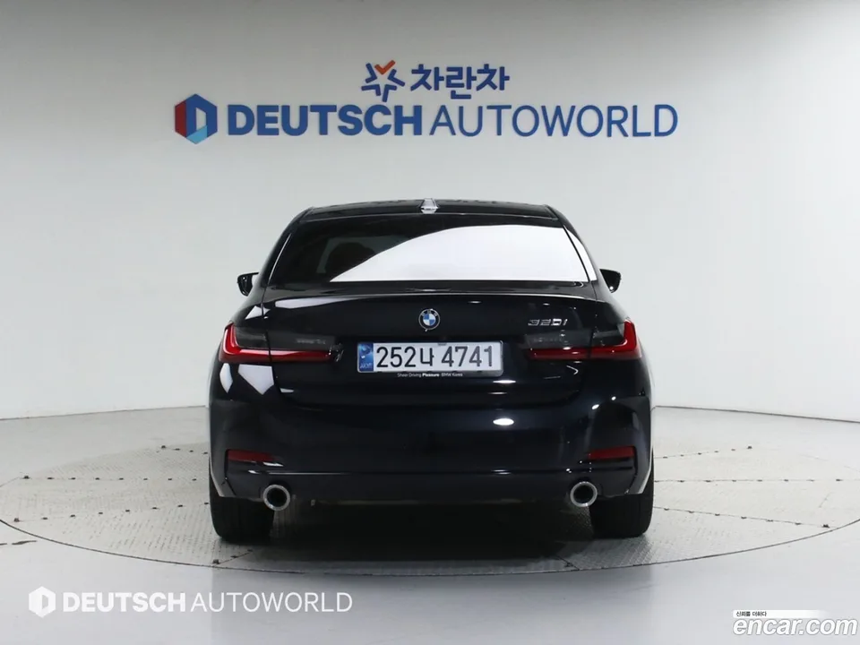 BMW 3 Series 320i 2025 — миниатюра 4