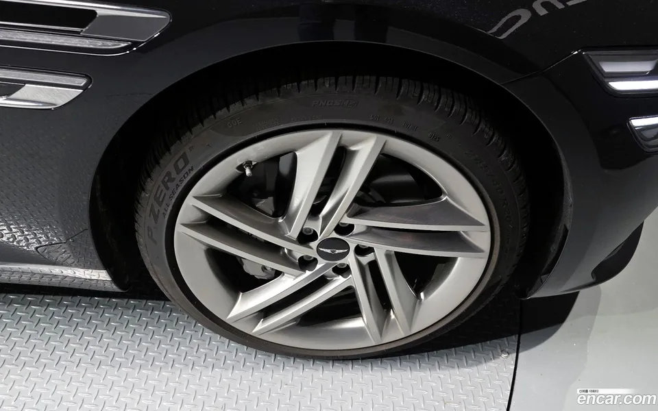 Genesis G80 2.5 2WD 2025 — миниатюра 5