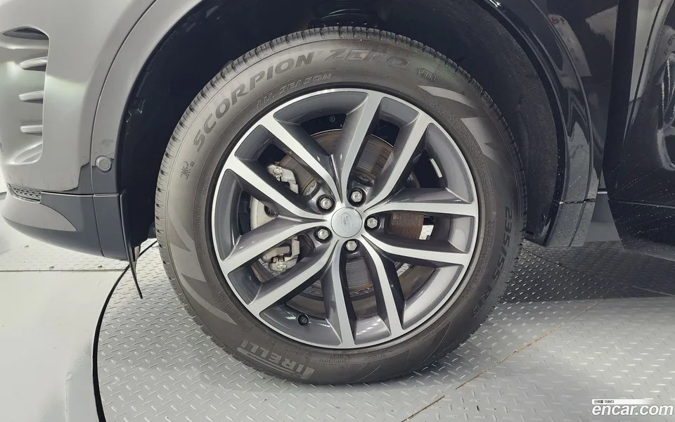 Land Rover Discovery Sport P250 SE 2024 — миниатюра 2