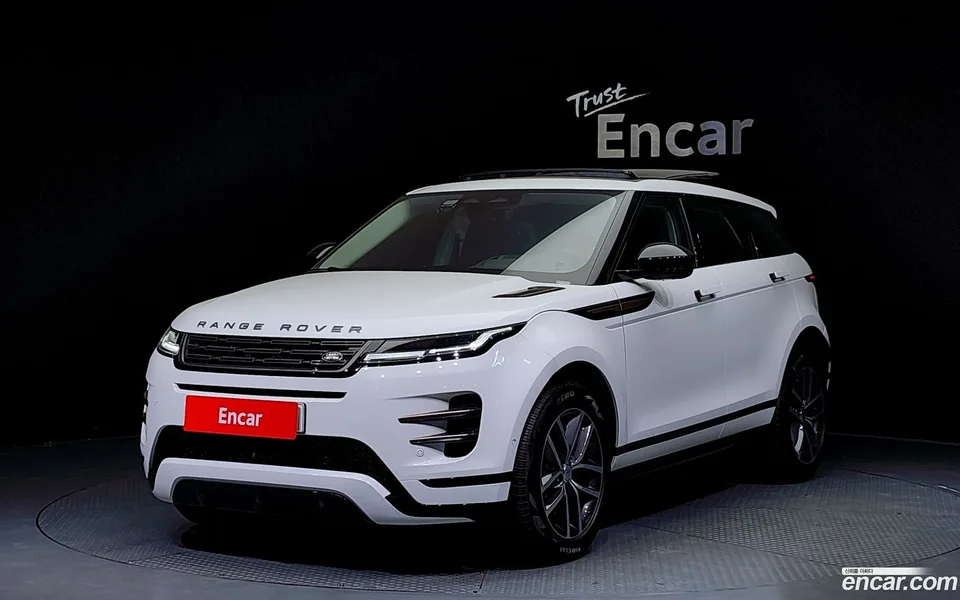 Land Rover Range Rover Evoque P250 SE 2024 — фото 1, купить с доставкой в Москву