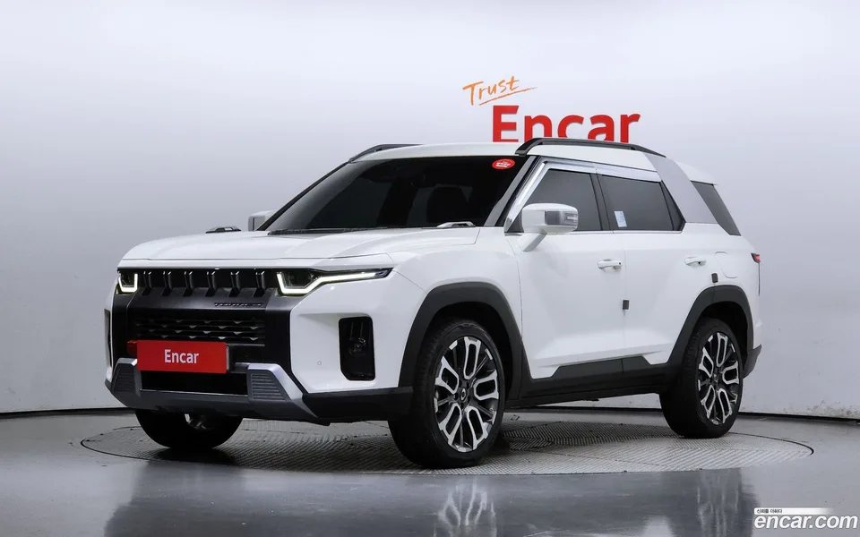 KG Mobility Torres 1.5 2WD 2023 — фото 1, купить с доставкой в Москву