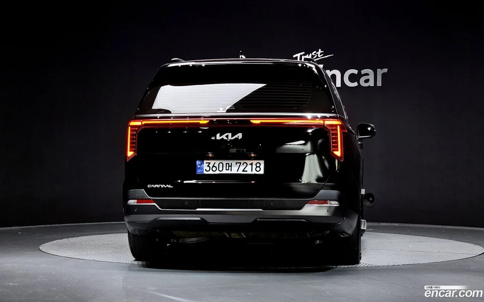 Kia Carnival 7 2024 — миниатюра 4