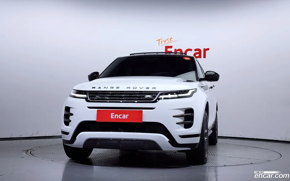 Land Rover Range Rover Evoque P250 SE 2025 — миниатюра 3