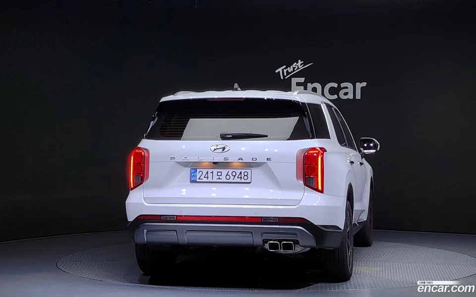 Hyundai Palisade 2.2 2WD 2023 — миниатюра 4