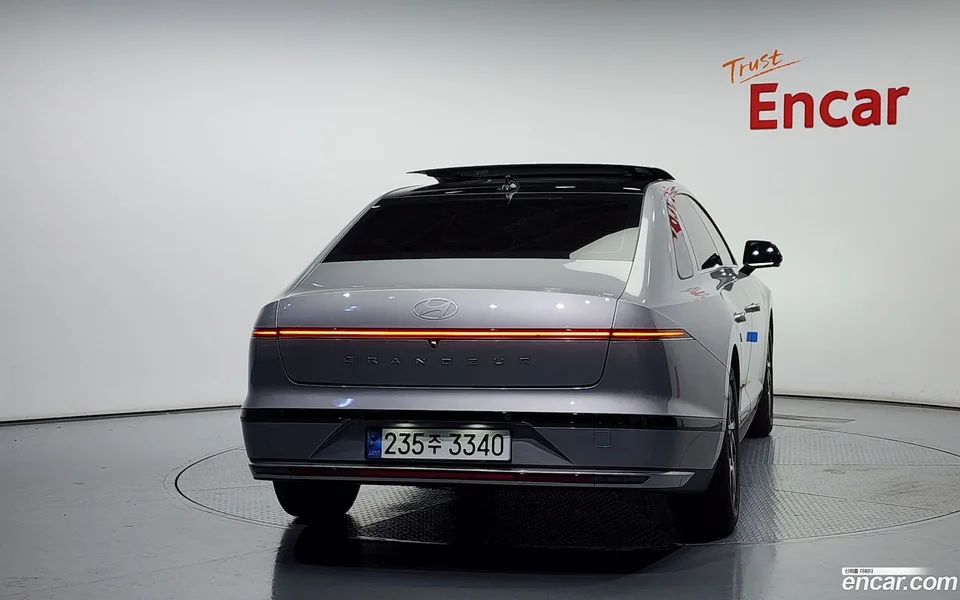 Hyundai Grandeur 2.5 2WD 2023 — миниатюра 4