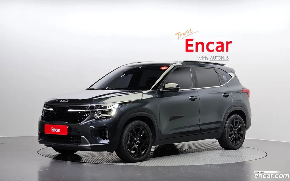 Kia Seltos 1.6 4WD 2022 — фото 1, купить с доставкой в Москву