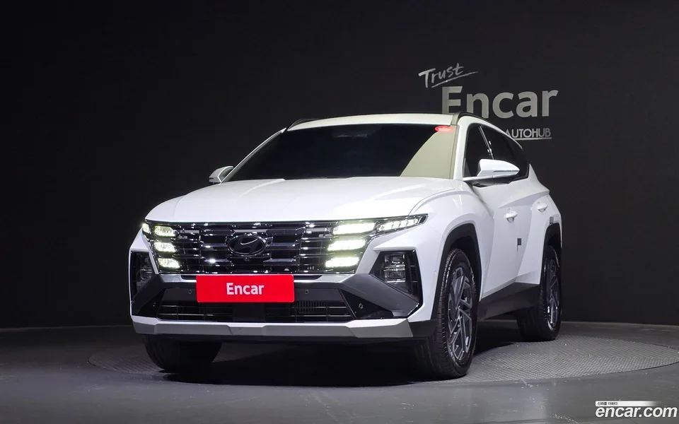 Hyundai Tucson NX4 1.6 2WD 2024 — миниатюра 3