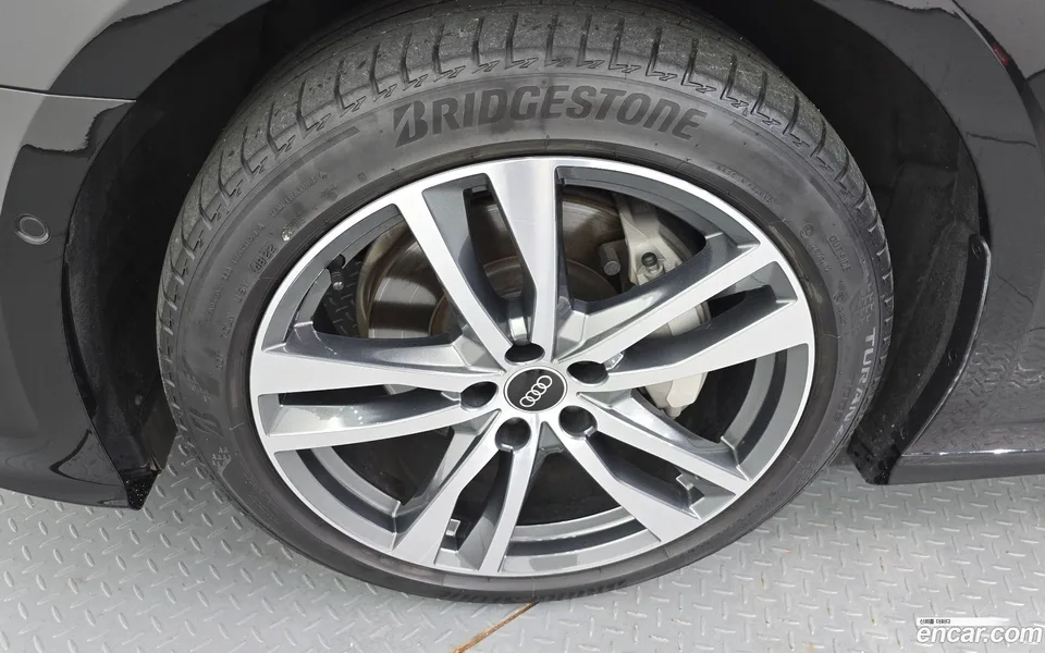 Audi A6 45 TFSI 2023 — миниатюра 5