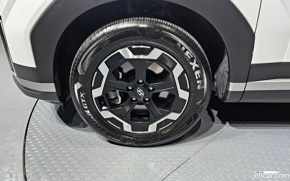 Hyundai SantaFe 2.5T 2WD 2023 — миниатюра 2