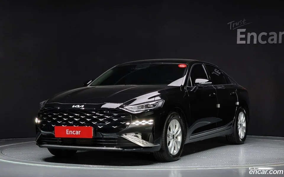 Kia K8 2.5 2WD 2022 — фото 1, купить с доставкой в Москву
