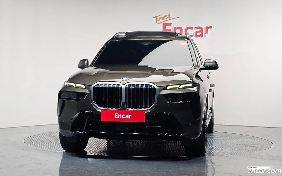 BMW X7 xDrive 40d M 7 2023 — миниатюра 3