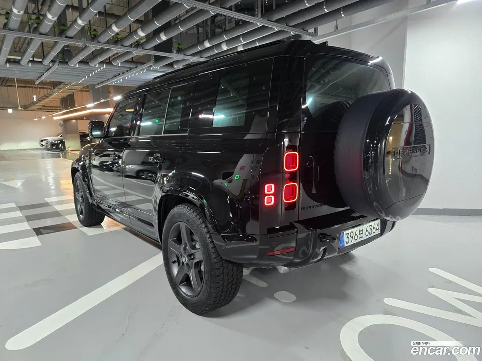 Land Rover Defender 110 D250 X- SE 2025 — миниатюра 4