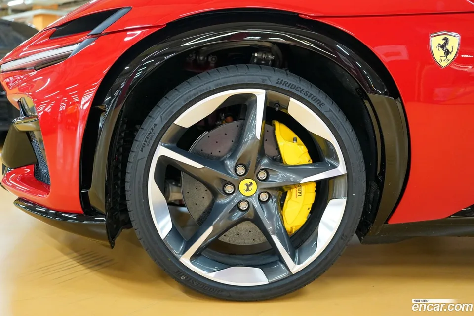 Ferrari Purosangue 6.5 V12 2025 — миниатюра 2