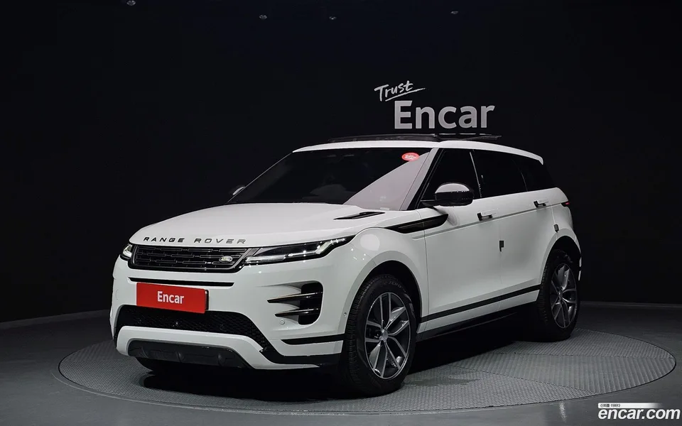 Land Rover Range Rover Evoque P250 SE 2024 — фото 1, купить с доставкой в Москву