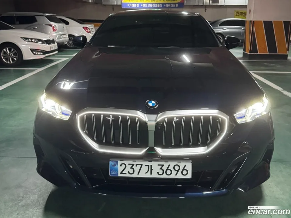 BMW 5 Series 520i M 2025 — миниатюра 3
