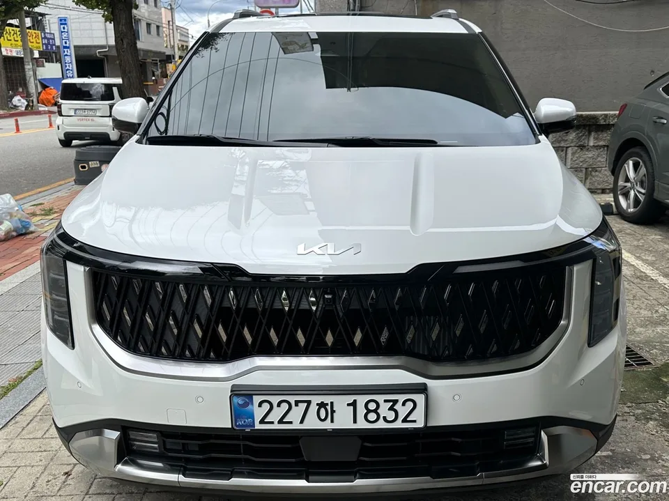 Kia Carnival HEV 9 2025 — миниатюра 3