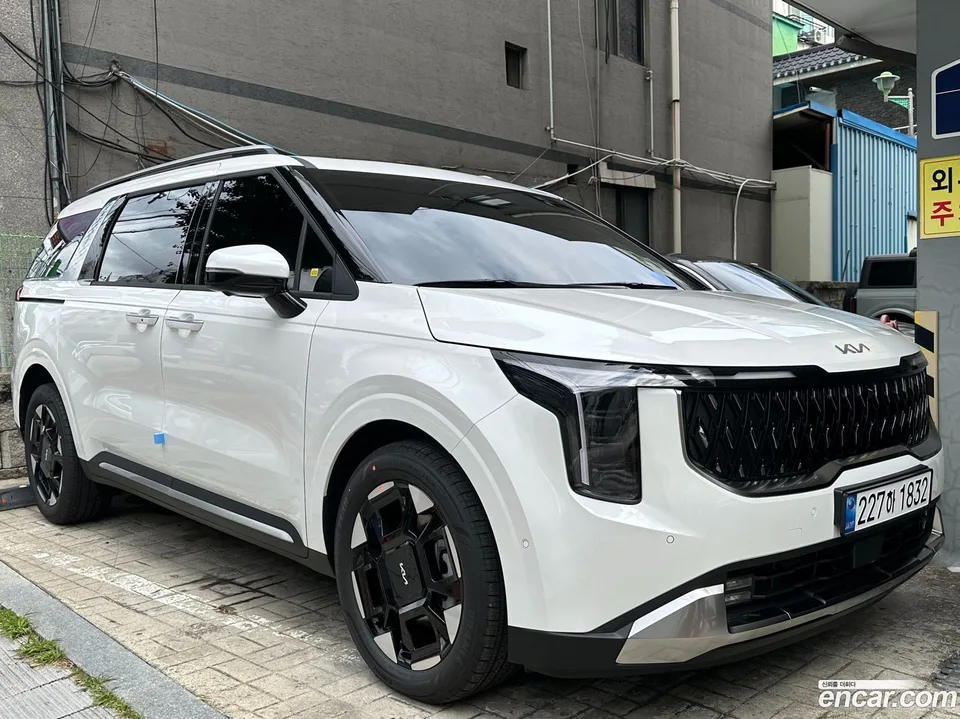 Kia Carnival 2025