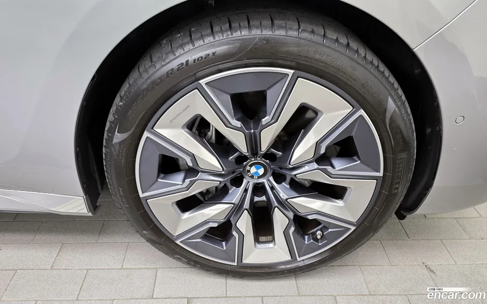 BMW 7 Series 740i xDrive 2024 — миниатюра 2